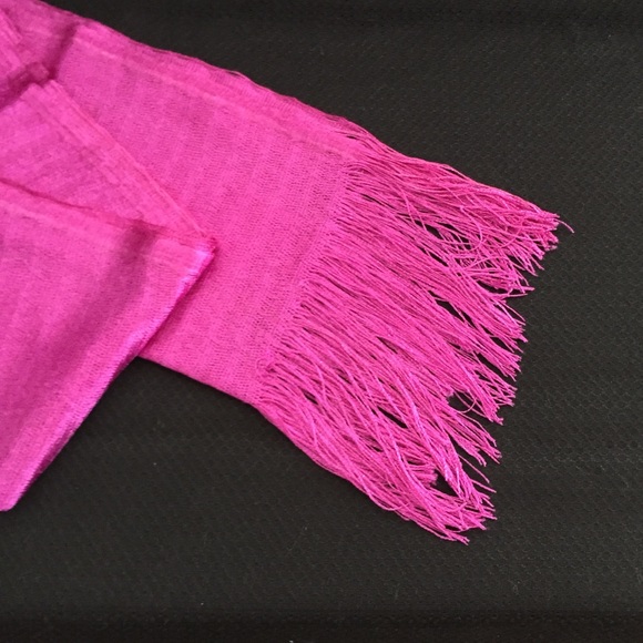 Raspberry Wrap with flirty fringe ends.  EUC - Picture 2 of 5